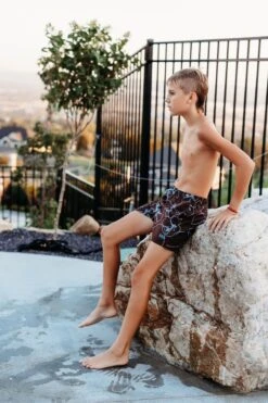 Chris - Boys Hibiscus Boardshorts -Evergreen Plants Shop 3661A0D0 D1D7 435B 968A F0ABF1BB0D11
