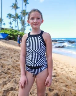 Tween Sydney - Black And White Tankini - $28 -Evergreen Plants Shop 624E0214 5533 480C 81BC 41B6911AEA63