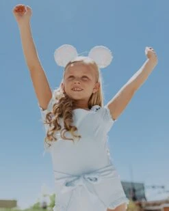 Girls’ Cinderella-Inspired / Little Princess - $24 -Evergreen Plants Shop B3FAE662 A2C9 46EF BD64 6F358F34E21D